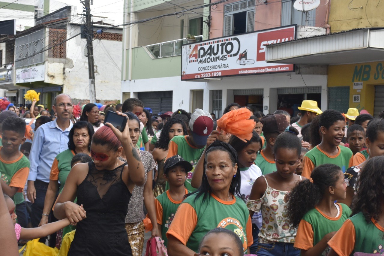 Camacã: 3ª CRAS Folia agita as ruas da cidade